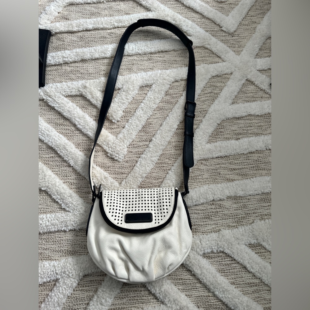 marc by marc jacobs purse! (NWOT)